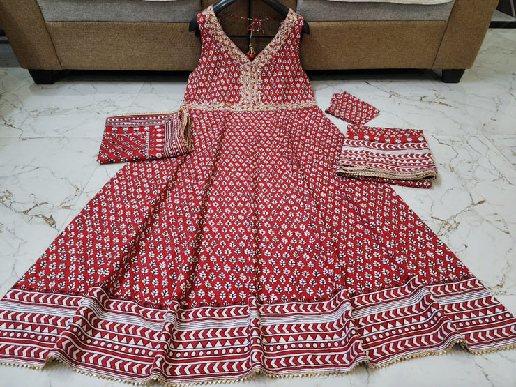 Stree 2 Fame - Arvia Printed Mul Anarkali Set - Red