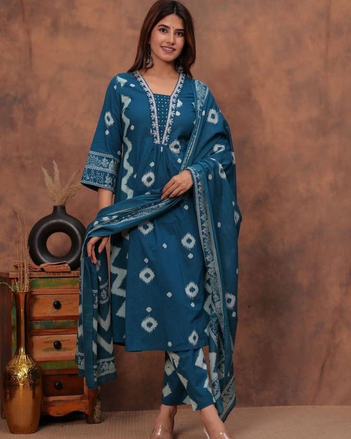 KURTA PANT WITH DUPATTA SUIT SET