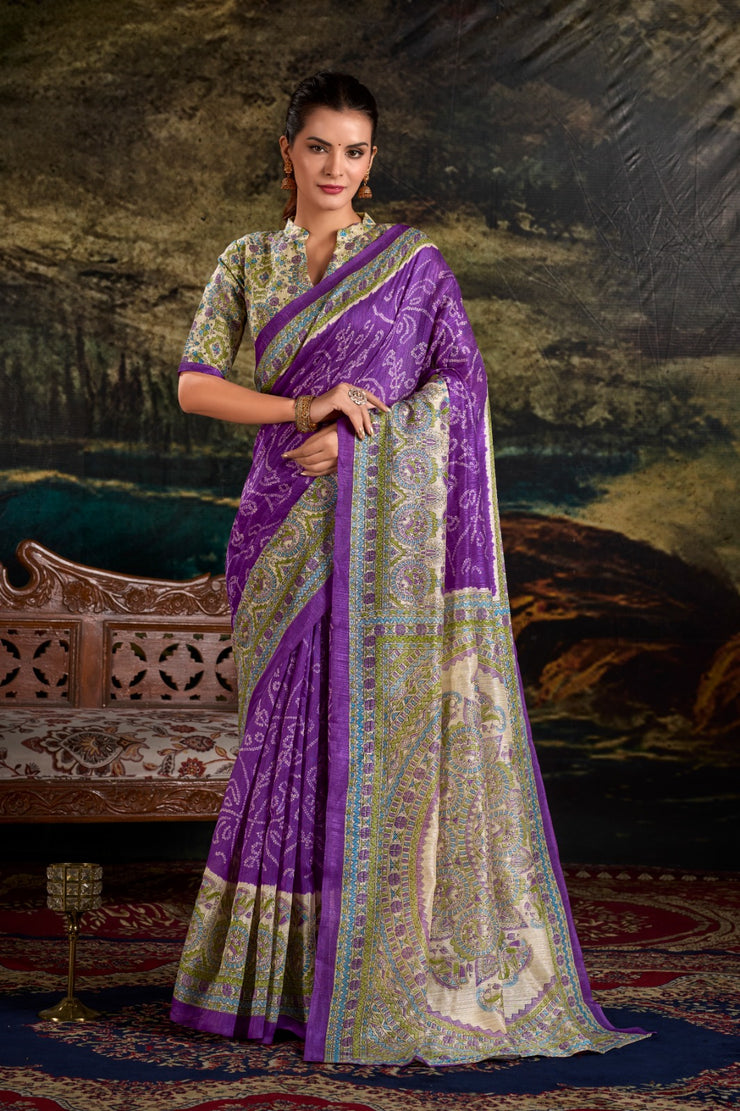 Green Silk Saree: Fusion Of Madhubani and Bandhej