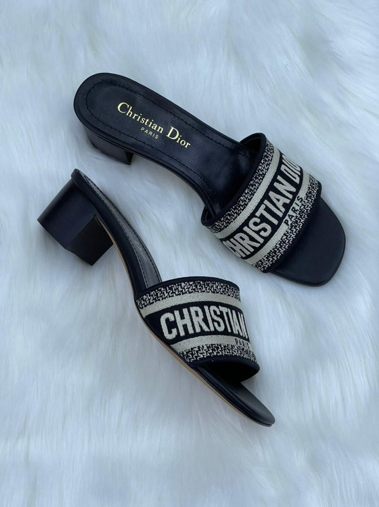 CHRISTIAN DIOR HEELS WITH BRAND BOX