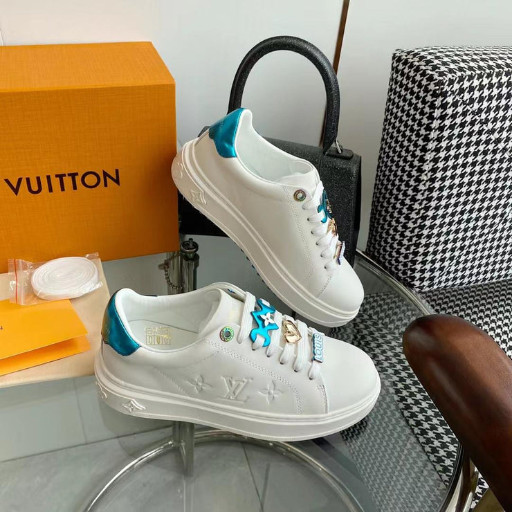 LOUIS VUITTON SNEAKERS