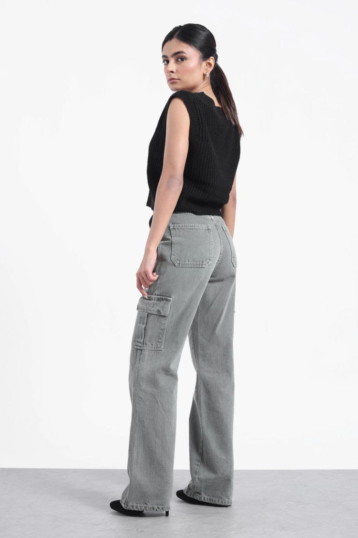 WOMAN CARGO POCKET JEANS