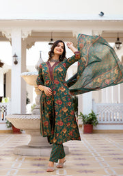 Charming Green Floral Print Suit Set