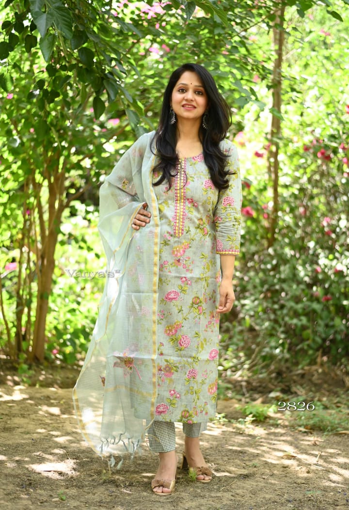 Floral print cotton kurta pant and kota Doria applique work Dupatta set