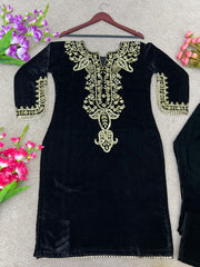 Beautiful Black Velvet 2 pcs set